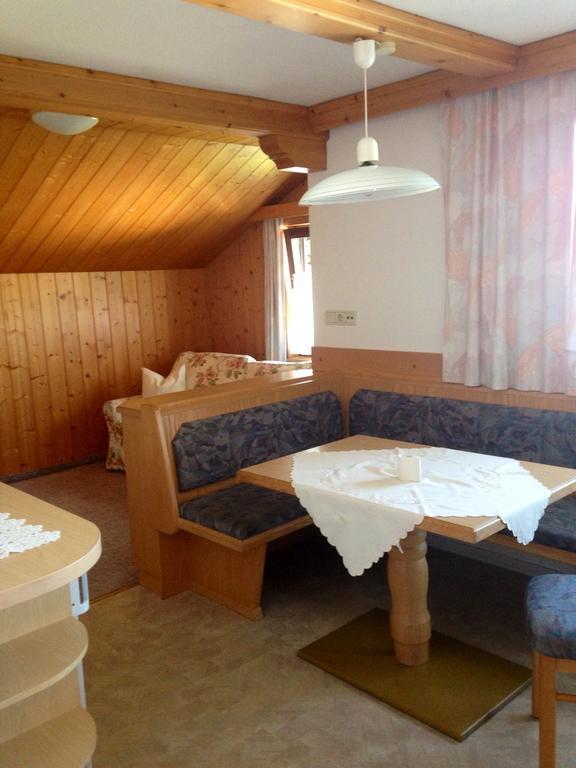 Pension Kuntschner ミッタージル 部屋 写真