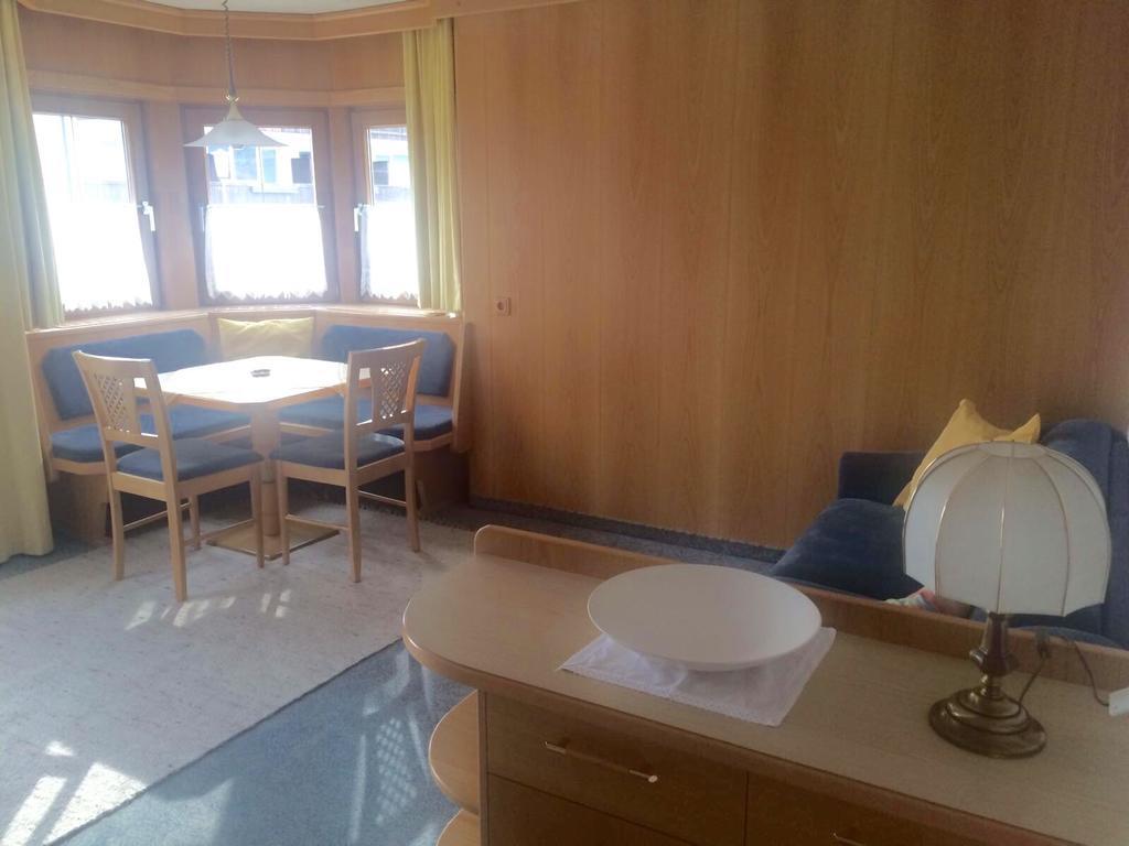Pension Kuntschner ミッタージル エクステリア 写真